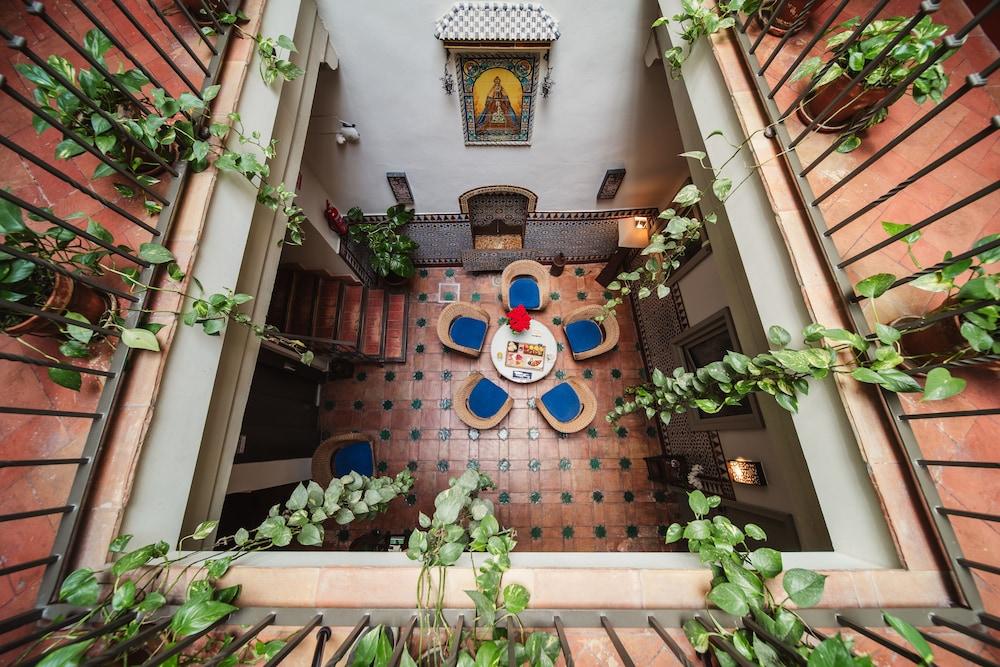 Hotel Boutique Casas De Santa Cruz Sevilla Bagian luar foto