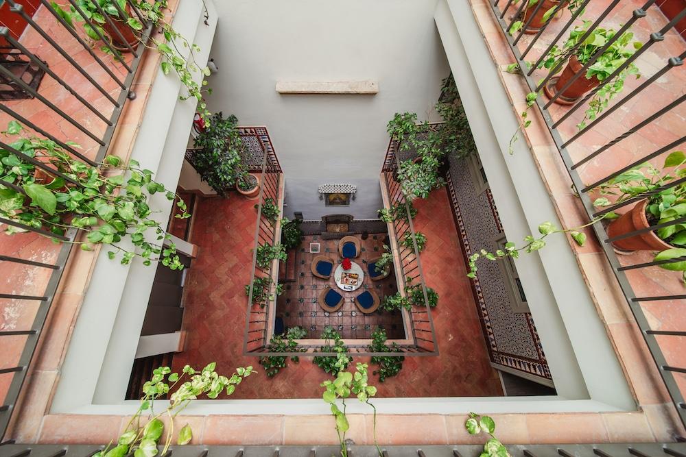 Hotel Boutique Casas De Santa Cruz Sevilla Bagian luar foto