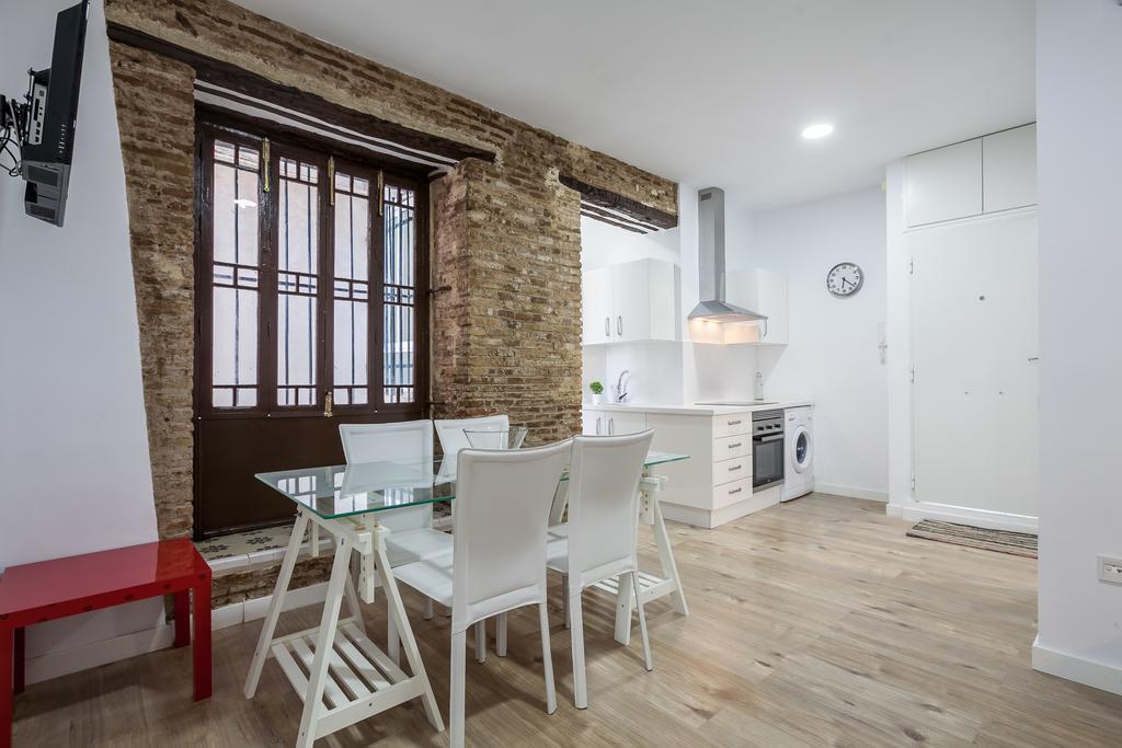 Hotel Boutique Casas De Santa Cruz Sevilla Bagian luar foto